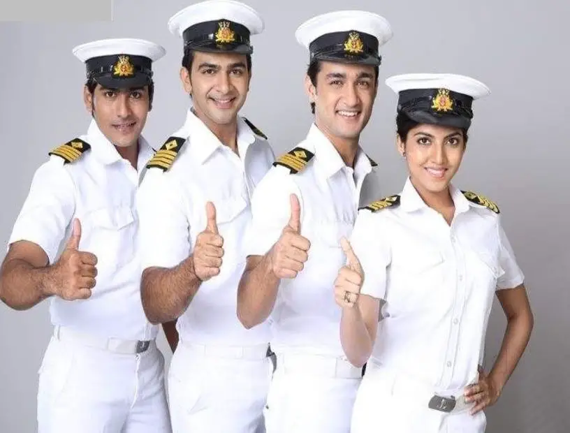 how-to-make-a-career-in-merchant-navy-leverage-edu